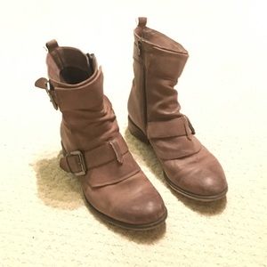 Boutique 9 Taupe Tan boots size 6.5